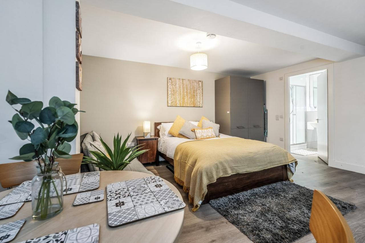 Spacious & Cosy Studio Flat In The Heart Of Edinburgh City Centre Exteriör bild